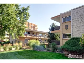 Photo #2: 952747 Listing