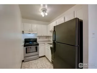 Photo #5: 952747 Listing