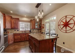 Photo #6: 952760 Listing