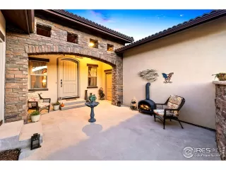 Photo #4: 952761 Listing