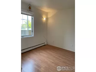 Photo #5: 952893 Listing 