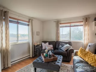 Photo #6: 952951 Listing 