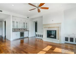 Photo #2: 952974 Listing