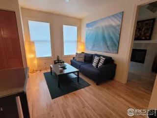 Photo #5: 952990 Listing