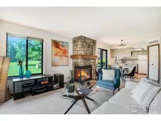 Photo #5: 953019 Listing 