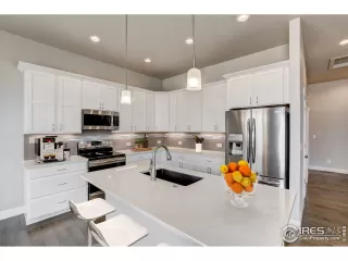 Photo #2: 953065 Listing