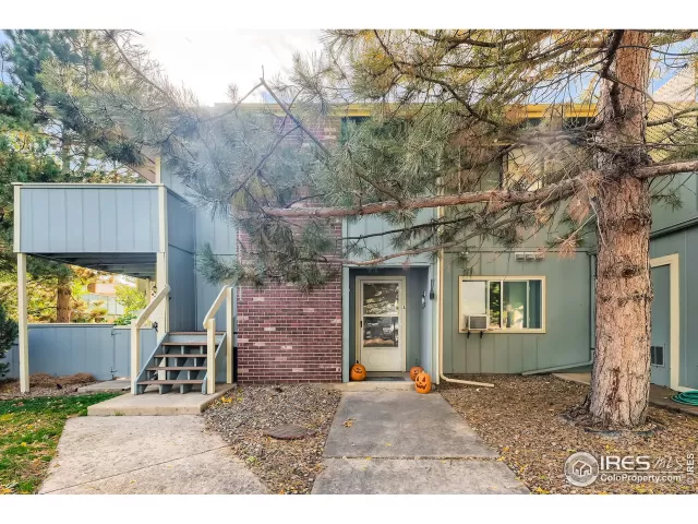 MLS: 953105 Condo For Sale