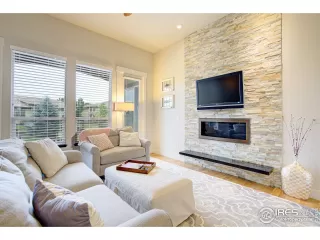 Photo #5: 953109 Listing