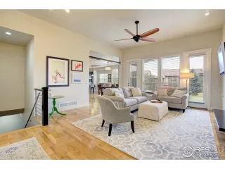 Photo #6: 953109 Listing