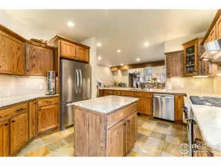 Photo #4: 953189 Listing