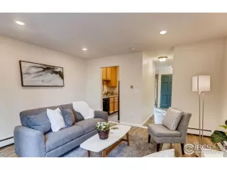 Photo #2: 953197 Listing 