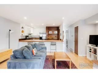 Photo #1: 953230 Listing