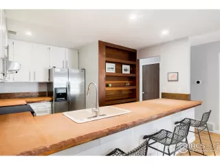 Photo #5: 953230 Listing