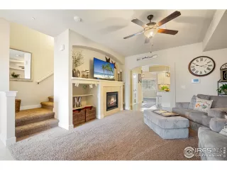 Photo #5: 953257 Listing