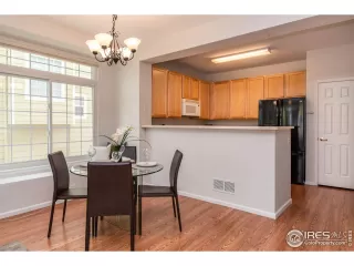 Photo #6: 953296 Listing