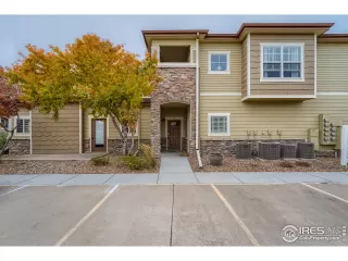 Photo #3: 953359 Listing