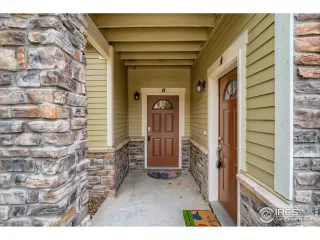 Photo #4: 953359 Listing