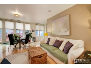 Photo #6: 953423 Listing