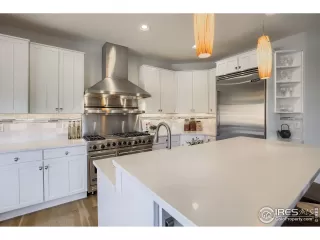 Photo #3: 953439 Listing