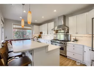 Photo #5: 953439 Listing