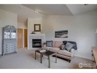 Photo #2: 953539 Listing