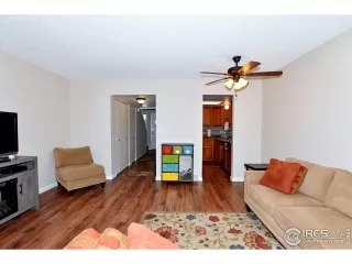 Photo #6: 953566 Listing