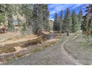 Photo #2: 953567 Listing