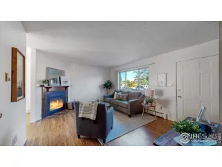 Photo #2: 953609 Listing