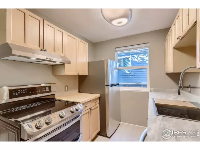 MLS: 953622 Condo For Sale