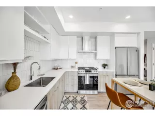 Photo #1: 953749 Listing 