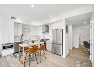 Photo #3: 953749 Listing 