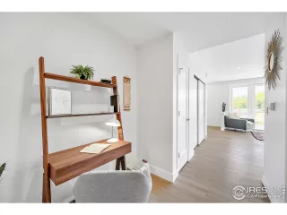 Photo #4: 953749 Listing 