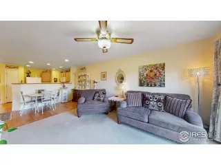 Photo #5: 953807 Listing 