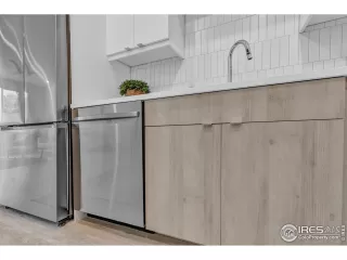 Photo #6: 953831 Listing