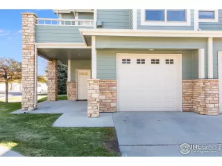 Photo #2: 953889 Listing