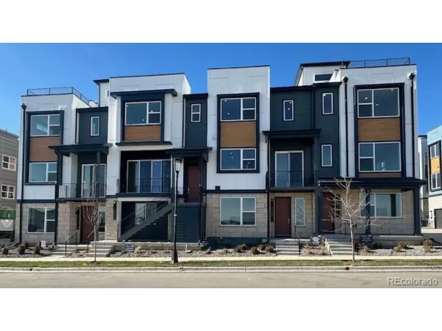 MLS: 9538947 Condo For Sale