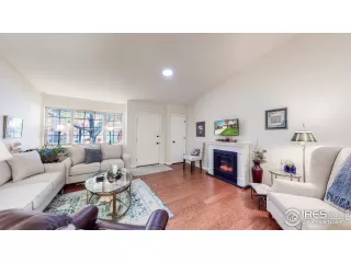 Photo #2: 953920 Listing