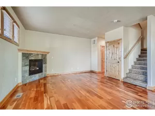 Photo #3: 953930 Listing