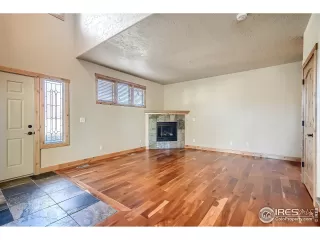 Photo #4: 953930 Listing