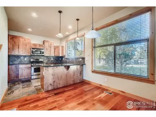 Photo #6: 953930 Listing