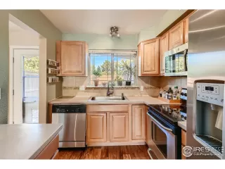 Photo #6: 953965 Listing