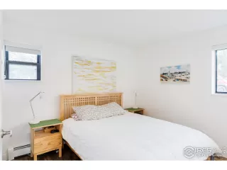 Photo #6: 954000 Listing 