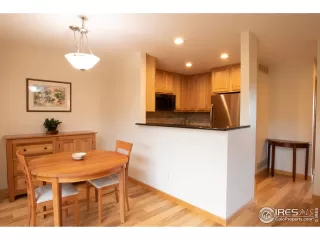 Photo #5: 954027 Listing