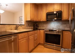 Photo #6: 954027 Listing