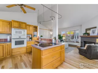 Photo #5: 954043 Listing 