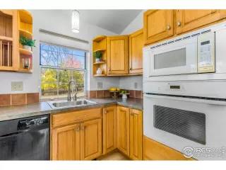 Photo #6: 954043 Listing 