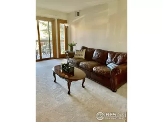 Photo #3: 954107 Listing