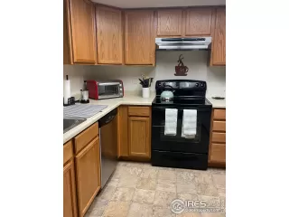 Photo #4: 954107 Listing