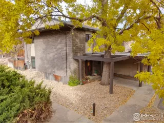 Photo #5: 954149 Listing