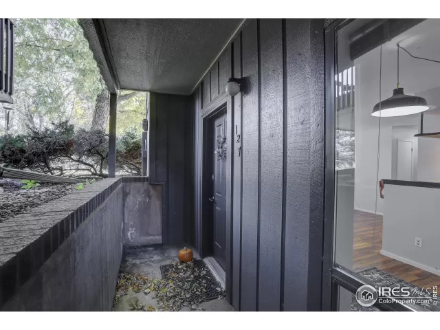 MLS: 954161 Condo For Sale